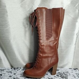 Elegant Brown Lace-Up Leather Boots